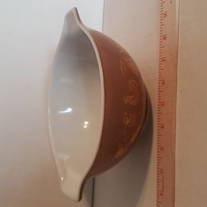 Pyrex Vintage Bowl